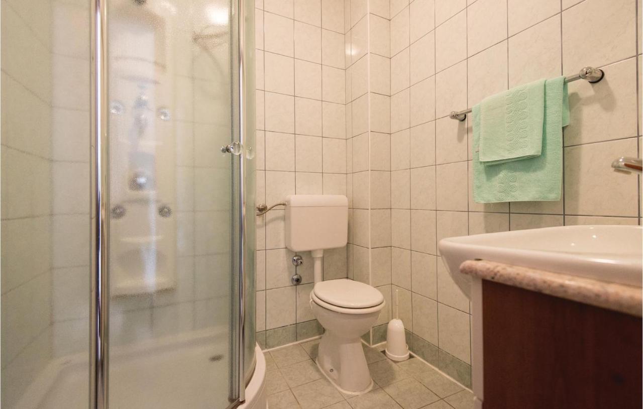 1 Bedroom Stunning Apartment In Ston Kültér fotó