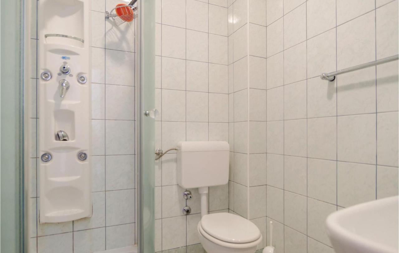 1 Bedroom Stunning Apartment In Ston Kültér fotó